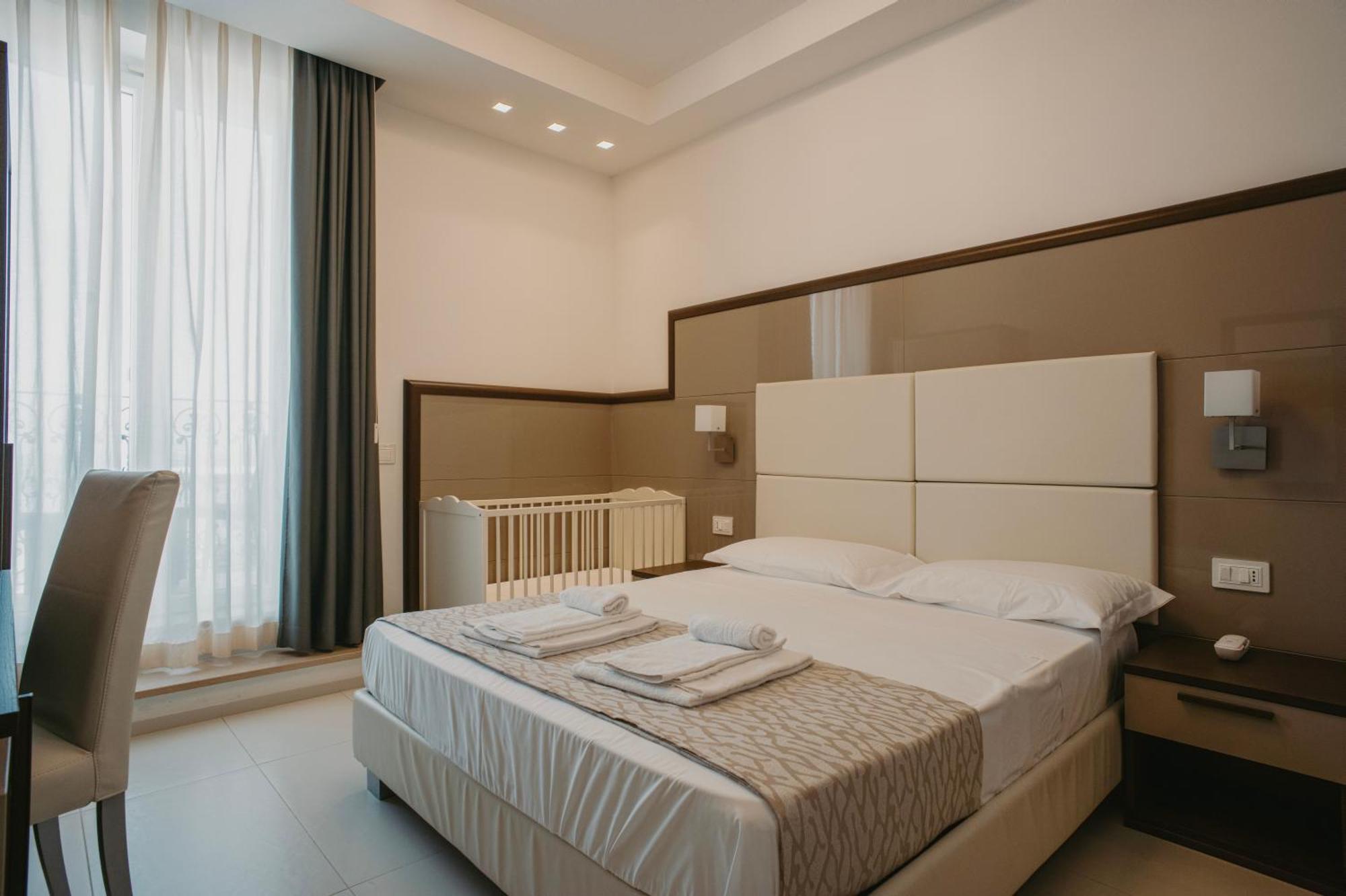 Hotel Baia Marina คูปรา มาริตติมา ภายนอก รูปภาพ