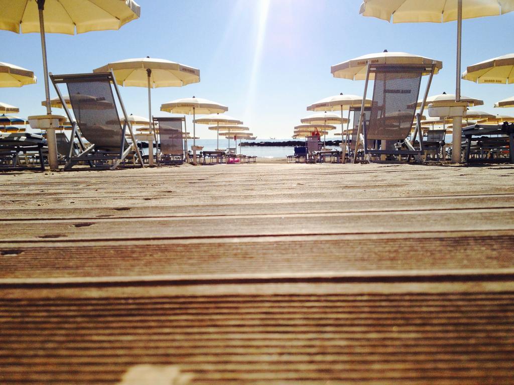 Hotel Baia Marina คูปรา มาริตติมา ภายนอก รูปภาพ